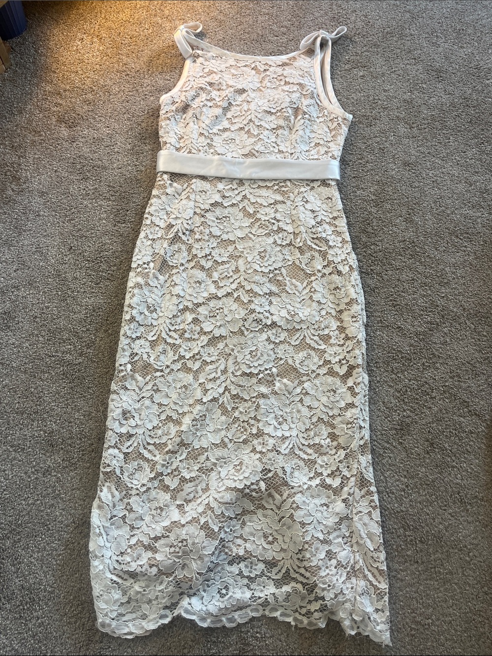 👑🌹👑ABS Collection Made USA Cream Rose Satin Bow Trim Princess Seam Sheath sz8